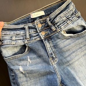 Kancan jeans from buckle!